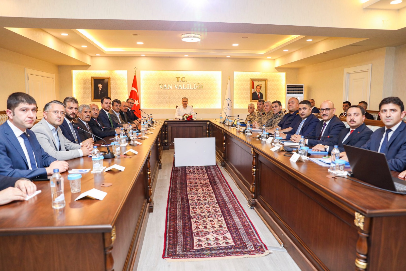 İçişleri Bakanı Yerlikaya Van’da