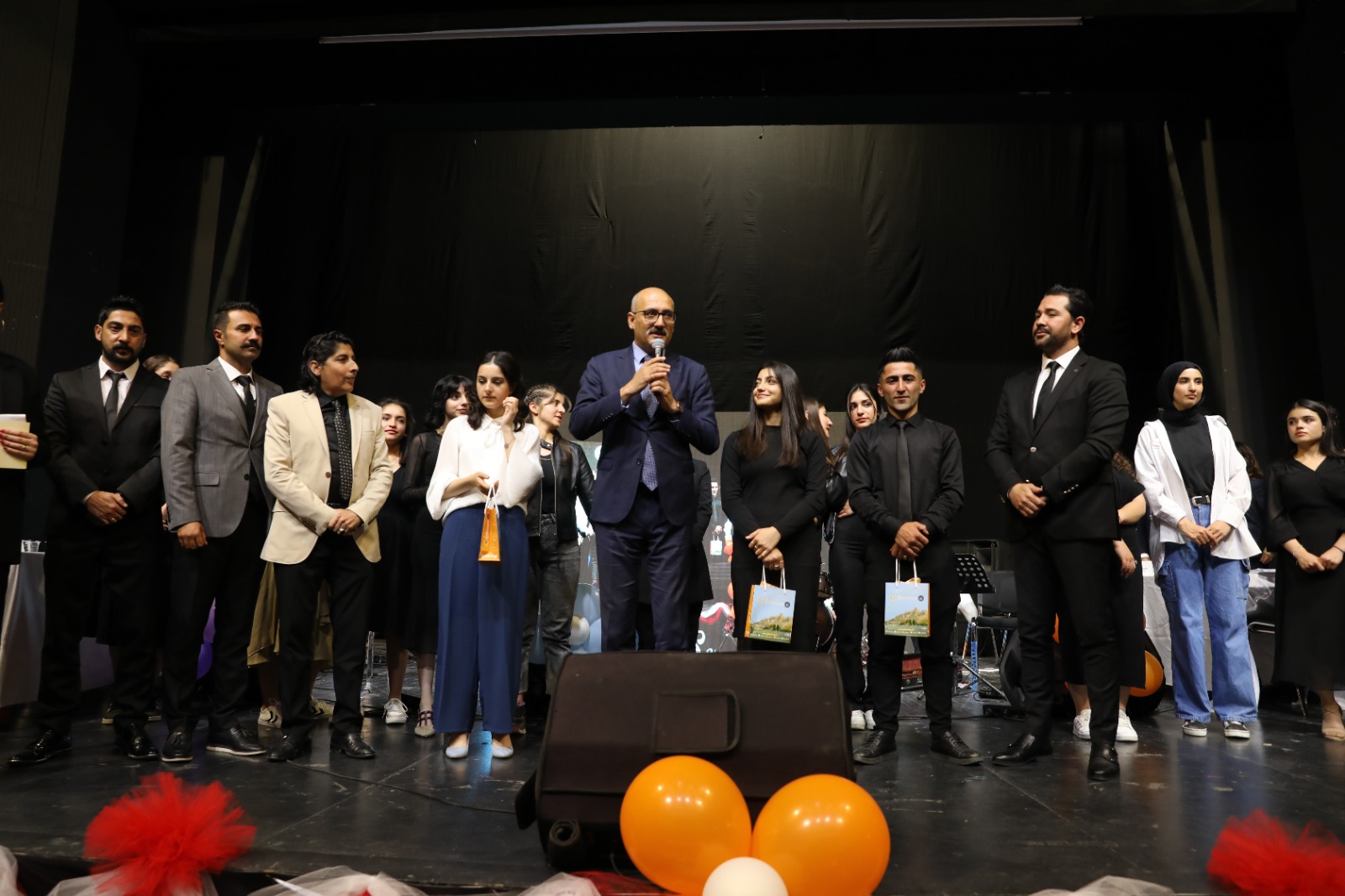 İPEKYOLU’NDA LİSELER ARASI SES