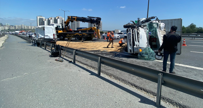 Muş'ta trafik kazası: 6'sı öğrenci 9 yaralı