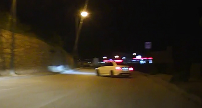 Bursa’daki trafik magandası kamerada: Kimseye aldırış etmeden drift attı