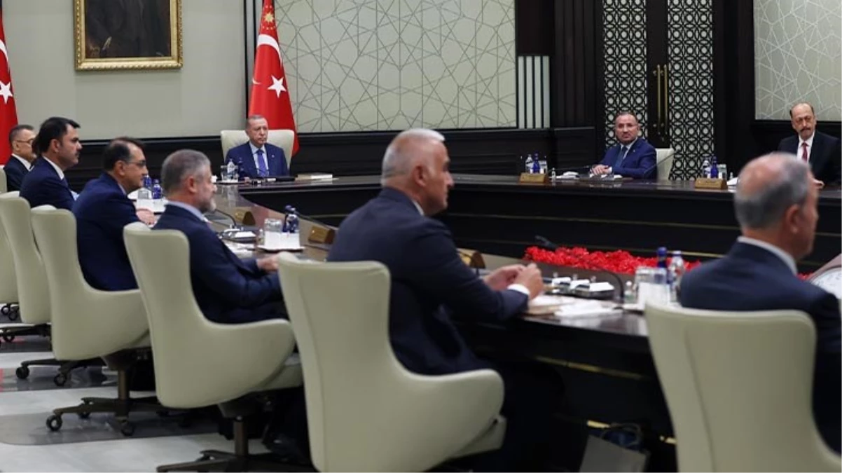 Kabine Cumartesi saat 22.00’de açıklanıyor.