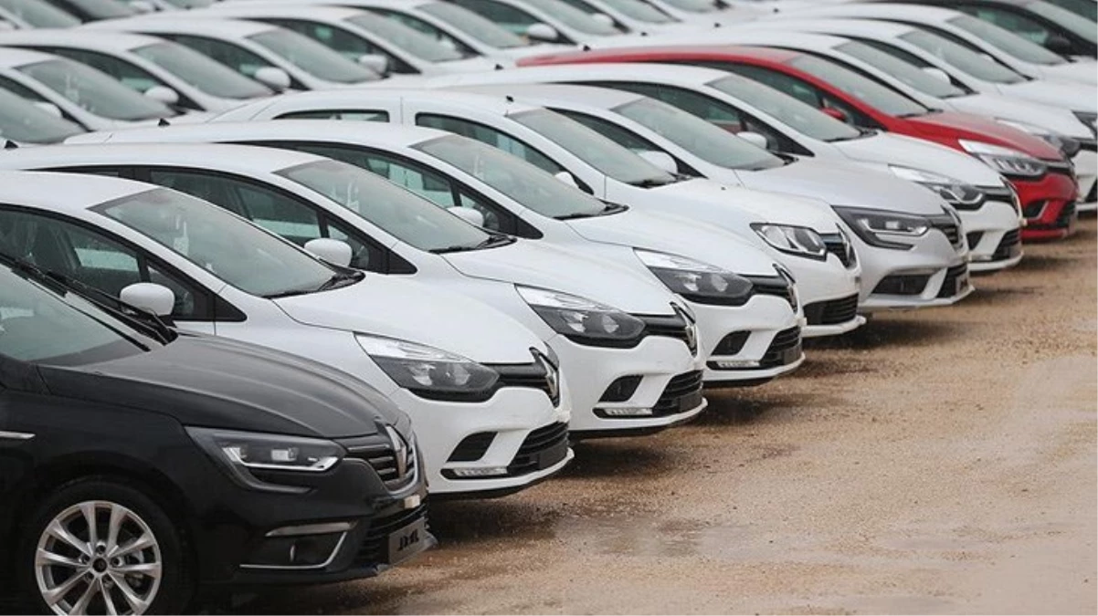 Son Dakika: Otomotiv sektöründe “6 ay 6 bin kilometre” düzenlemesi 2024’e kadar uzatıldı