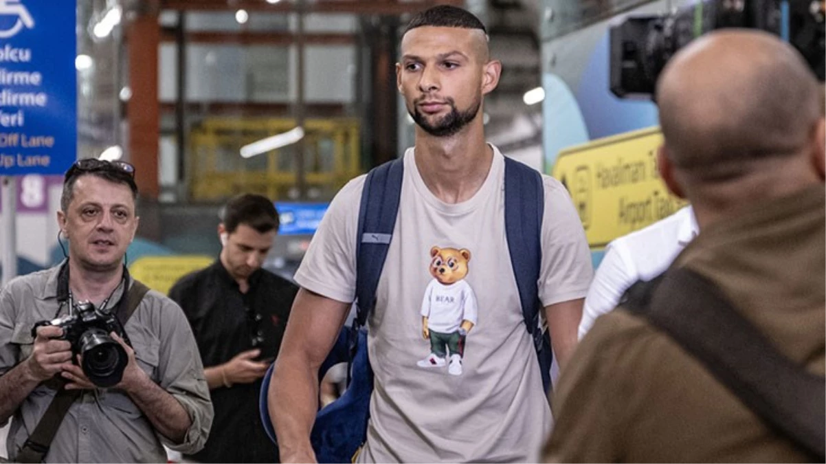 Trabzonspor’un yeni yıldızı Joaquin Fernandez İstanbul’a geldi