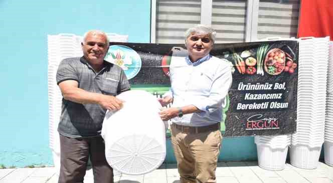 Ücretsiz sepet dağıtımı Saruhanlı’dan başladı
