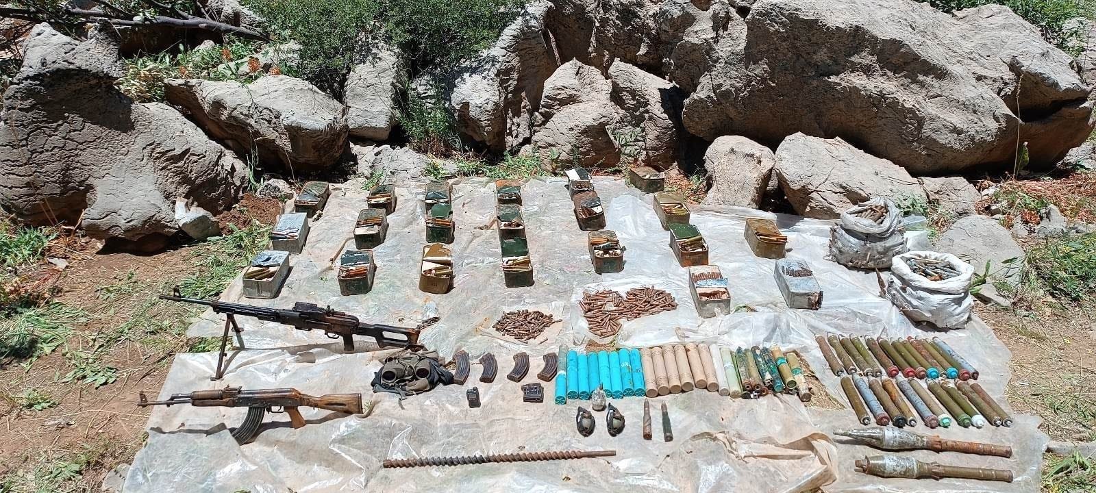 Irak’ın kuzeyinde çok sayıda silah ve mühimmat ele geçirildi