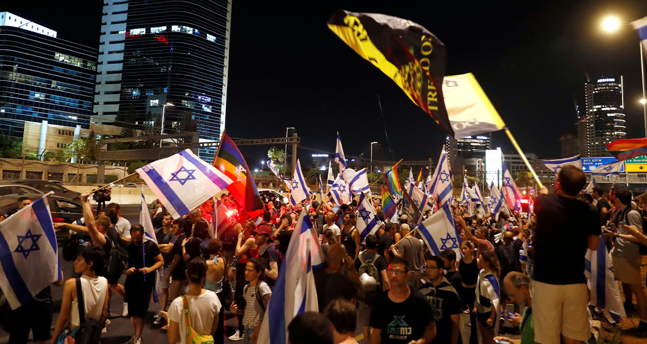 İsrail’de Netanyahu’nun ulusa seslenişi sonrası yargı reformu karşıtları sokağa indi