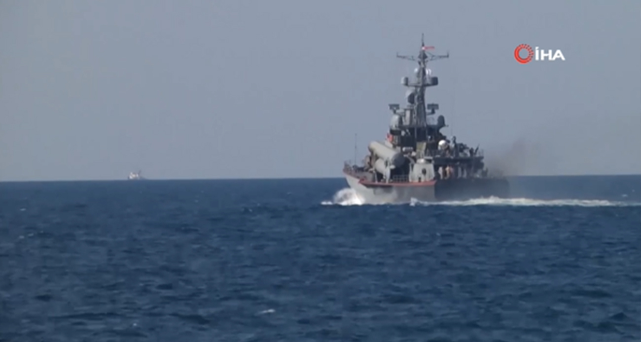 Rusya’dan, Karadeniz’de fiili atışlı tatbikat