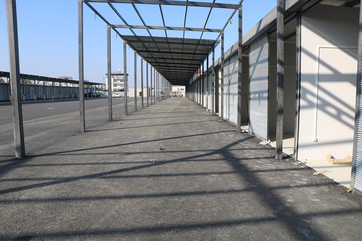 Depremin vurduğu Hatay’a yeni sebze hali 53 günde inşa edildi