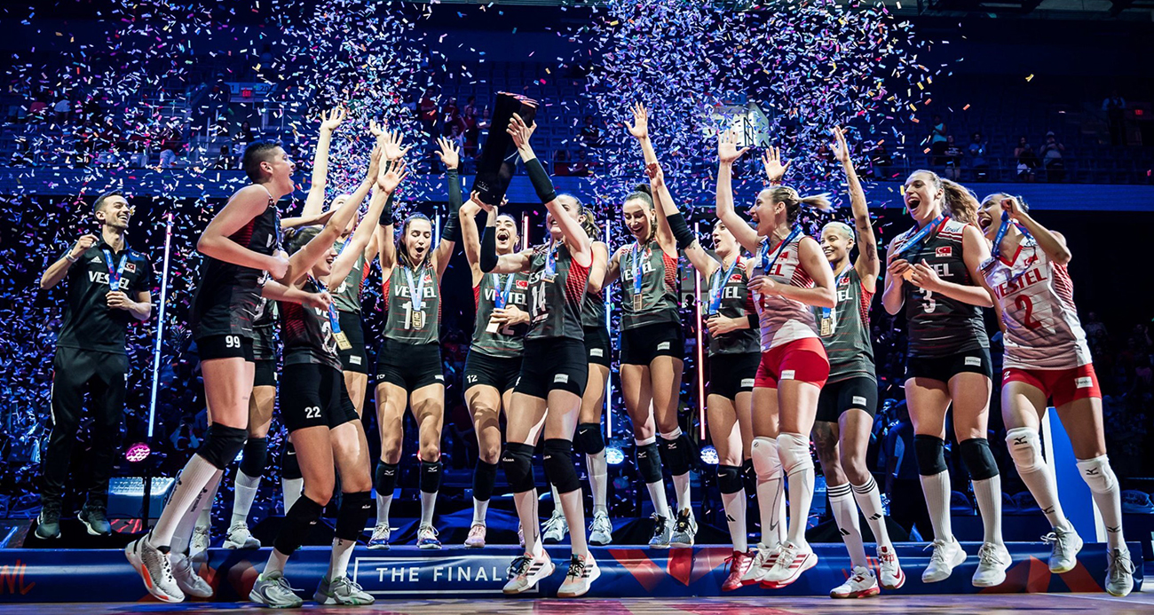Türkiye, voleybolda adını zirveye yazdırdı