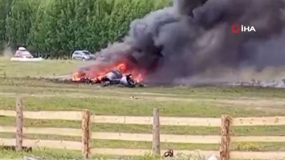 Rusya’da turistleri taşıyan helikopter elektrik kablolarına takıldı: 6 ölü