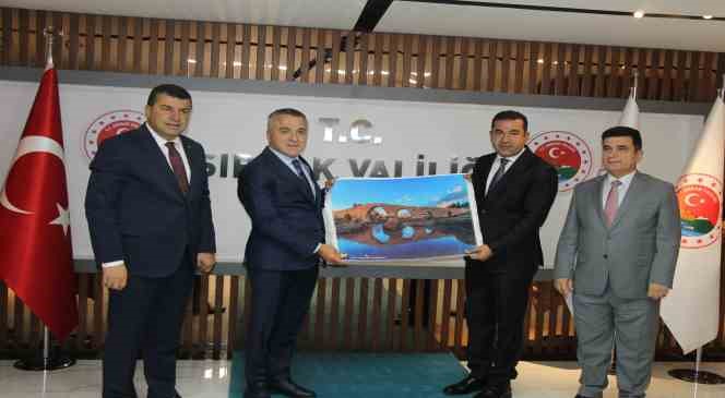 Şırnak ve Zaho valisi sınır kapısı sorunları için görüştü