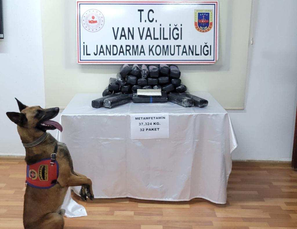 Van’da 37 kilogram metanfetamin ele geçirildi
