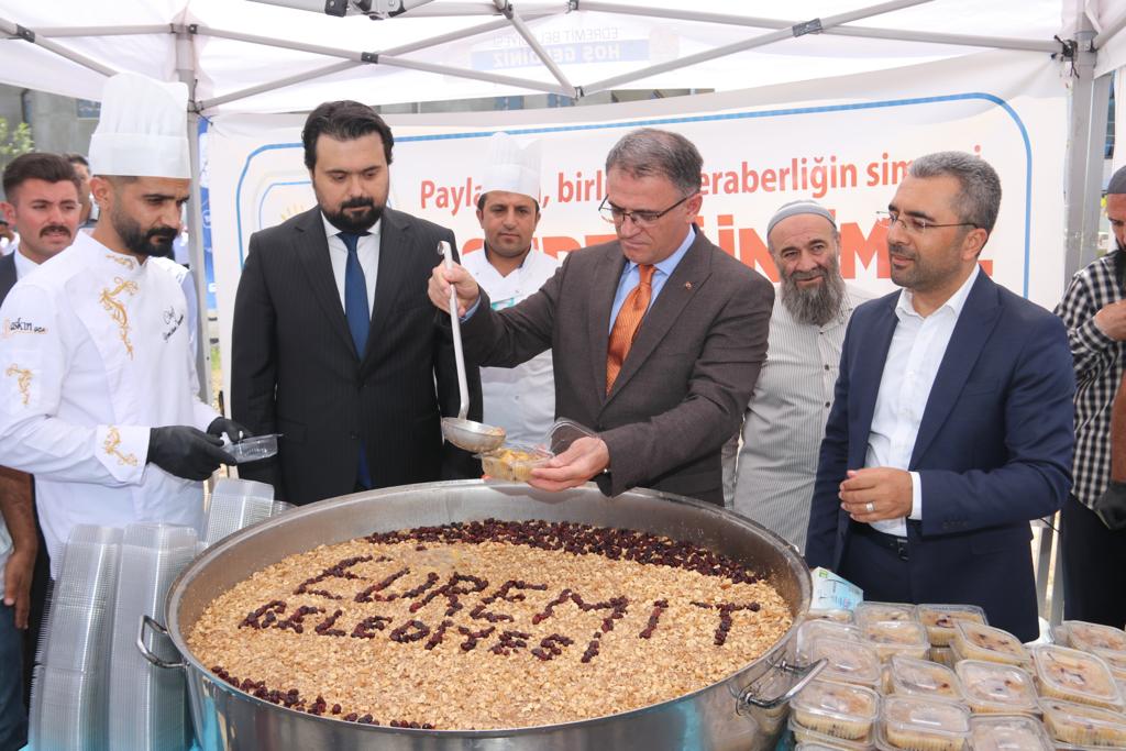 Caminin eksikliklerinin giderilmesi için kermes düzenlendi