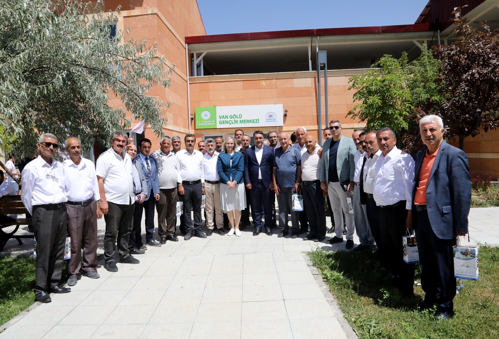 Mahalle muhtarlarının sorunları dinlendi