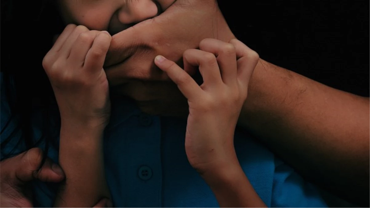 Cani anne, kiralık katil tutarak 3 yaşındaki oğlunu öldürmeye çalıştı! Cinayet için tarih bile vermiş