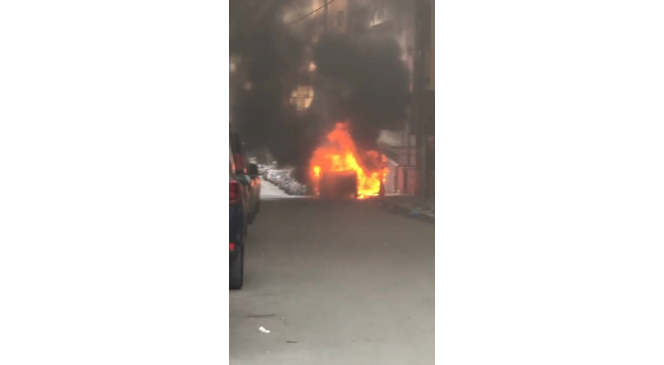 Maltepe’de kontağı çevirdi, araç alev aldı