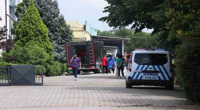 Zehirlenme şüphesiyle hastaneye başvuran 47 işçi taburcu edildi