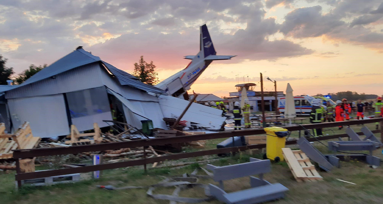 Polonya’da küçük uçak düştü: 5 ölü, 10 yaralı