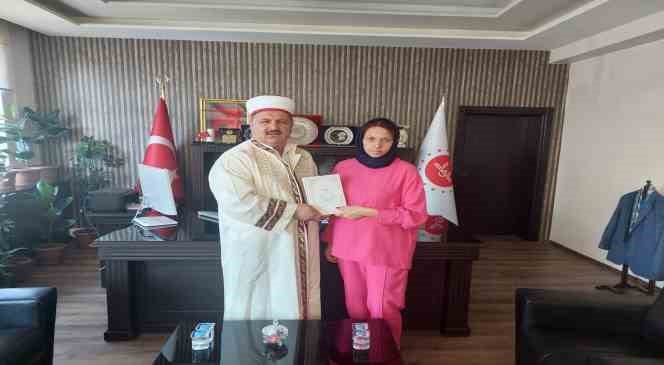 Ukraynalı Olena, Müslüman olup  Reyyan ismini aldı