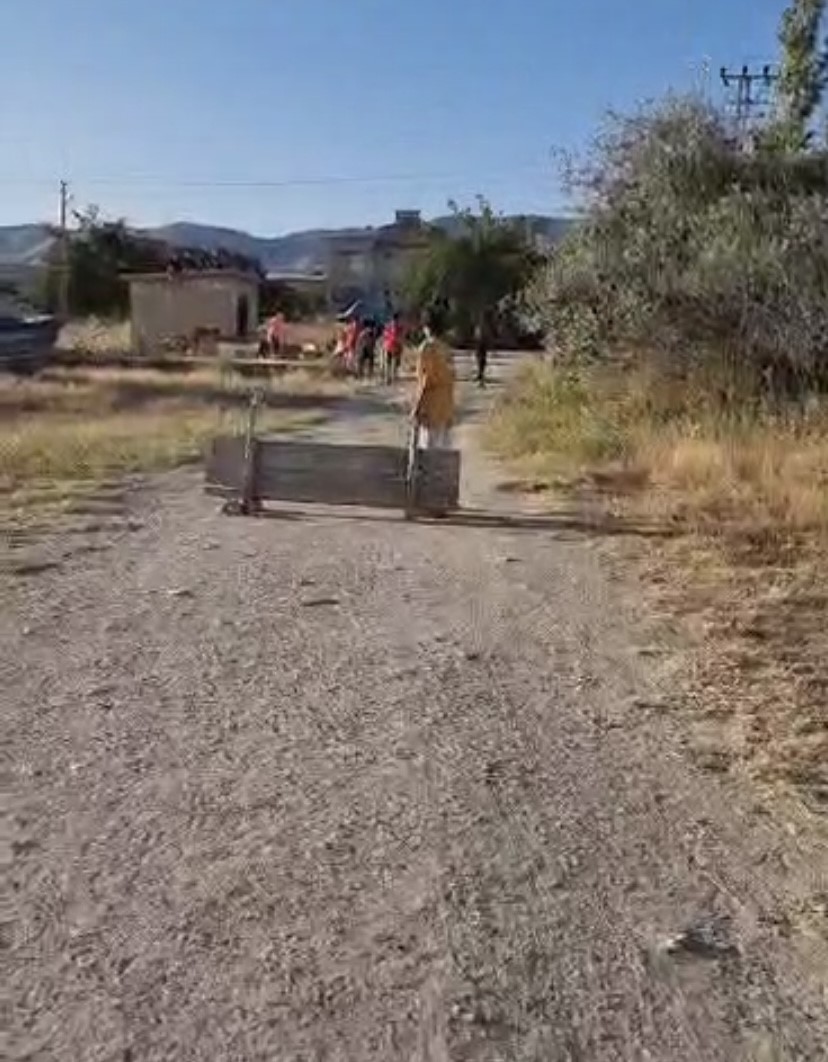 Elazığ’da çocuklar survivor heyecanını kurdukları parkurda yaşıyor