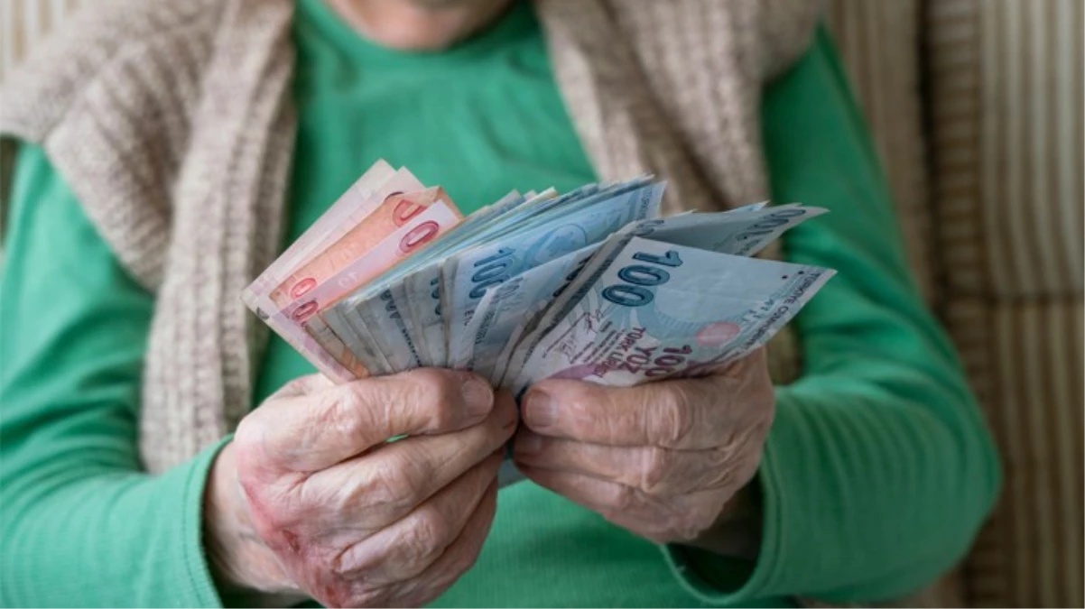 Kanun teklifi komisyondan geçti! En düşük memur maaşı 22 bine yükseldi, emekli zammı son anda torbaya girdi