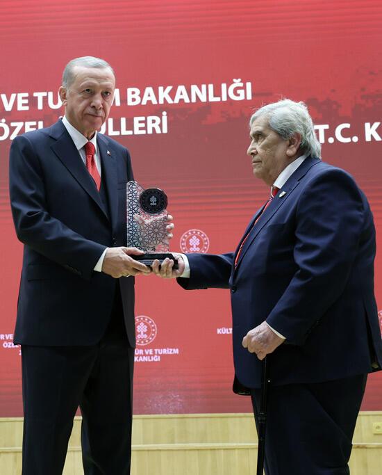Erdoğan'dan kültür-sanatta tek tipleştirme tepkisi: Mahalle baskısını reddediyoruz