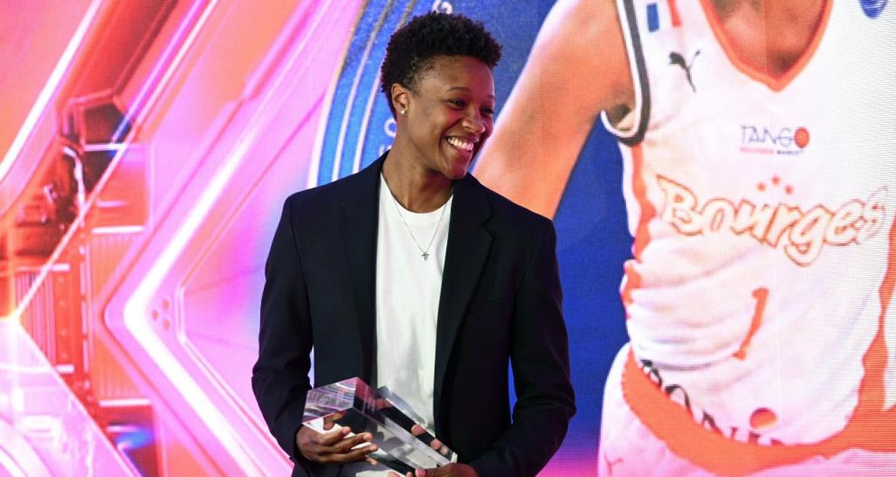 Fenerbahçe Kadın Basketbol Takımı, Yvonne Anderson’u kadrosuna kattı