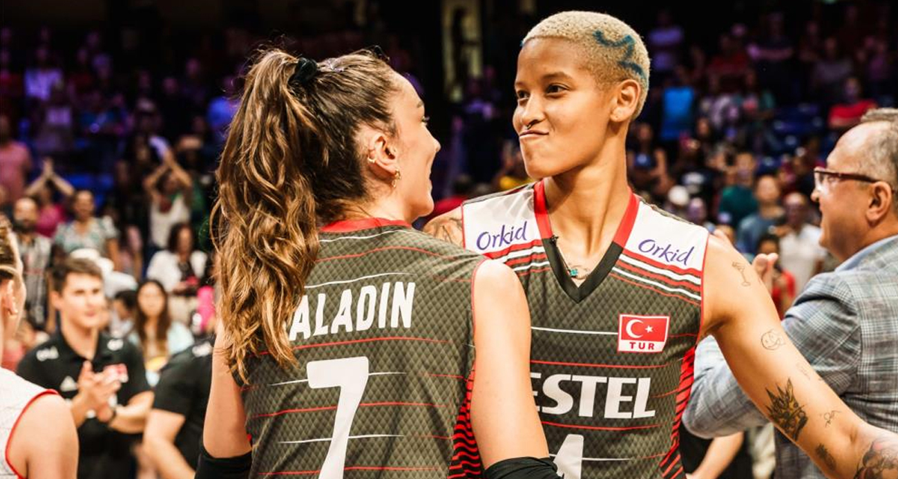 Bakan Osman Aşkın Bak’tan A Milli Kadın Voleybol takımı için tebrik