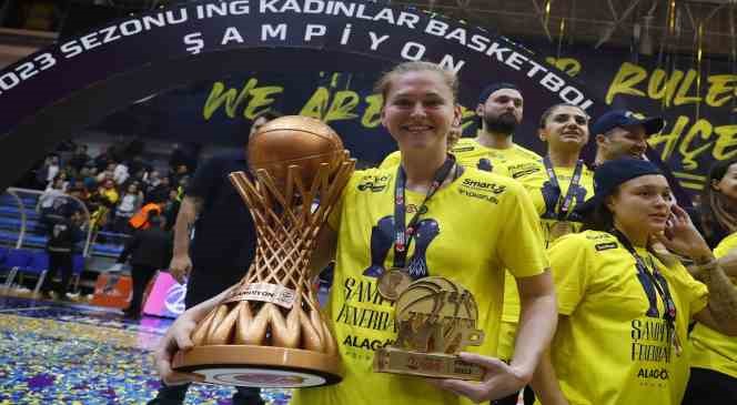 Emma Meesseman 1 yıl daha Fenerbahçe’de
