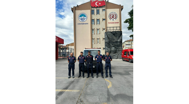 Büyükşehir İtfaiyesi, Bartın’daki sel felaketinde yaraları sarıyor