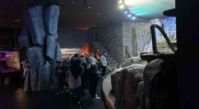 Dilovası’nın özel çocukları İstanbul’da doyasıya eğlendi