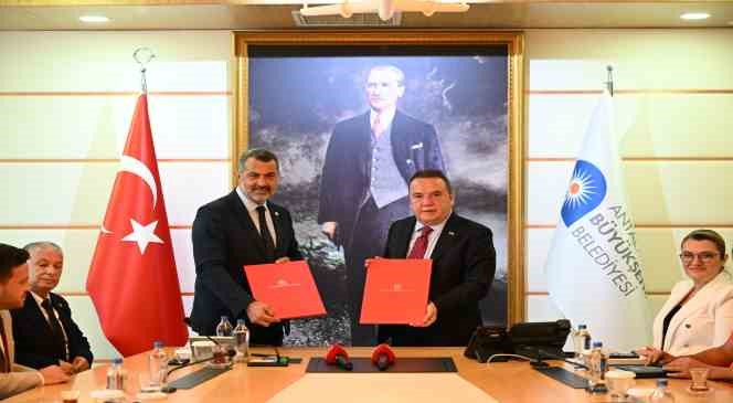 Kaş’a Gıda İhtisas OSB protokolü imzalandı