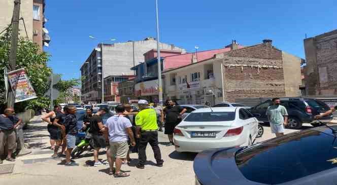 Erdek’te otomobil ile motosiklet çarpıştı: 1 kişi yaralandı