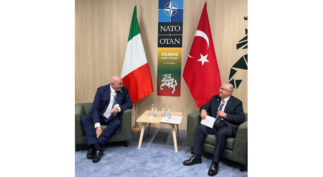 Bakan Güler, İtalya Savunma Bakanı Crosetto ile görüştü