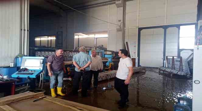 Erdoğan Bıyık su altında kalan KSS’de