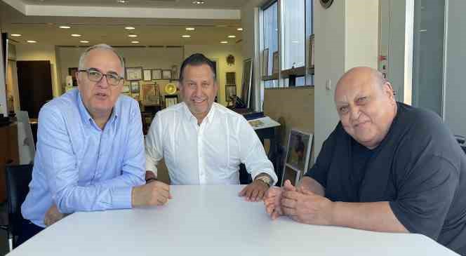 Abdullah Kiğılı, TVF Başkanı Mehmet Akif Üstündağ’ı başarılarından dolayı kutladı