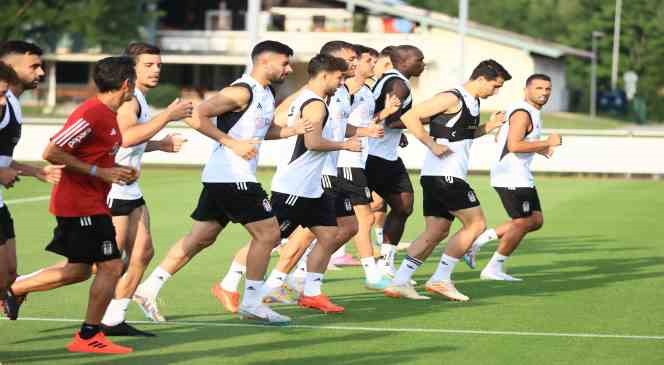 Beşiktaş, Almanya’da ilk antrenmanı yaptı