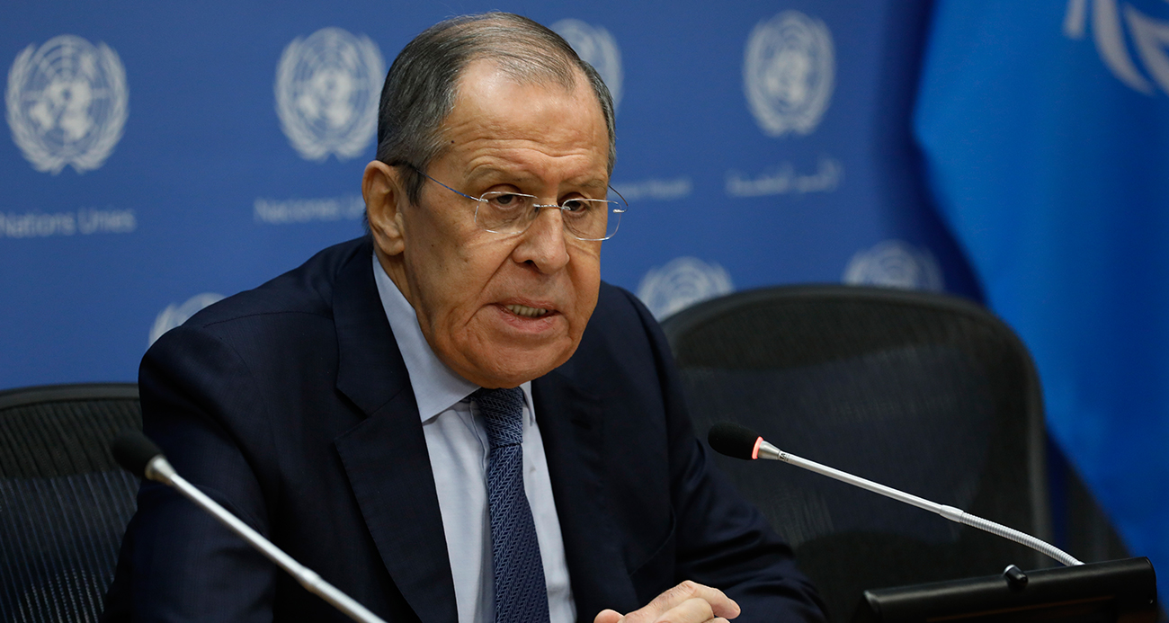 Lavrov: ‘Ukrayna’ya verilecek F-16’lar nükleer tehdit olarak değerlendirilecek’