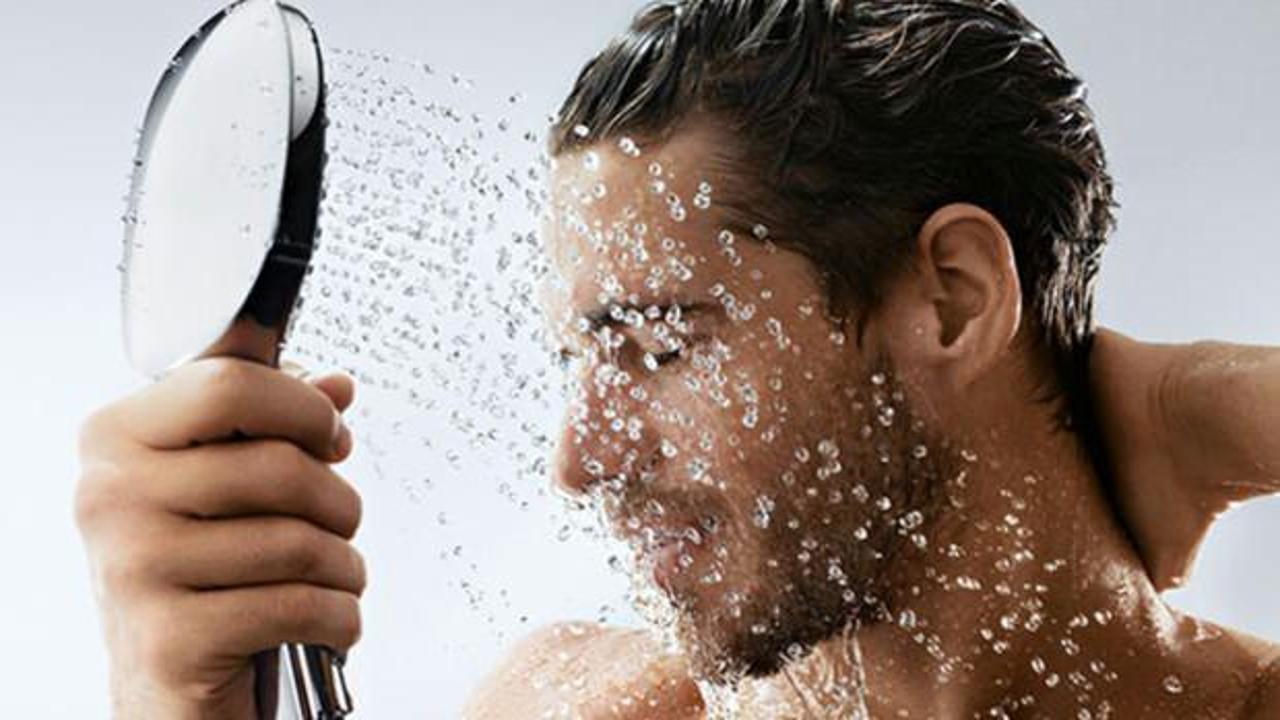 Sıcak havalarda soğuk duş almayın! Duşta sıcak-soğuk şoklama…