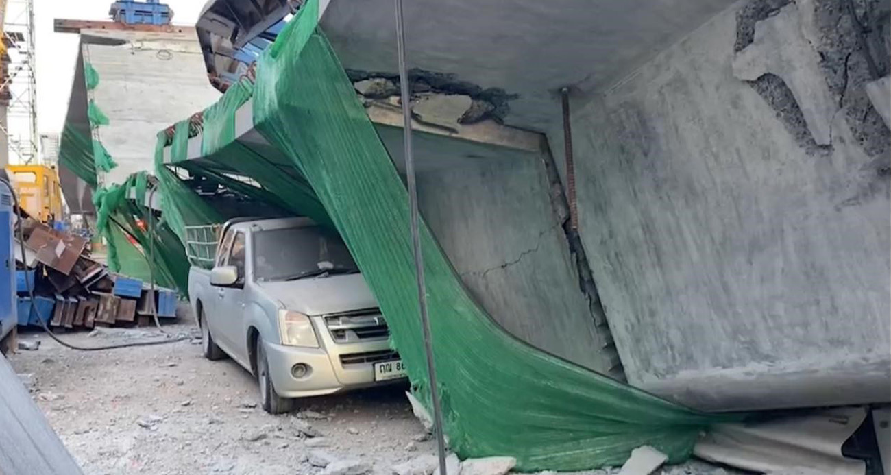 Tayland’da üst yol inşaatı çöktü: 2 ölü, 13 yaralı