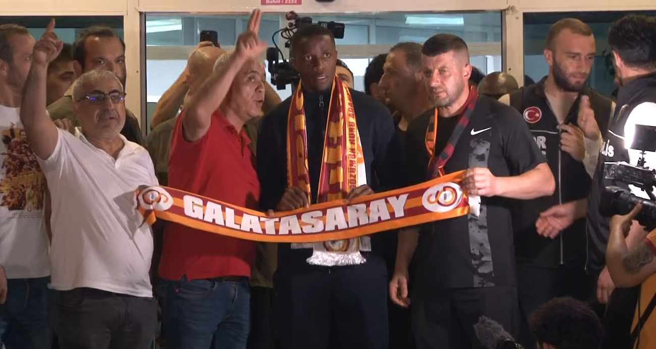 Wilfried Zaha, İstanbul’a geldi