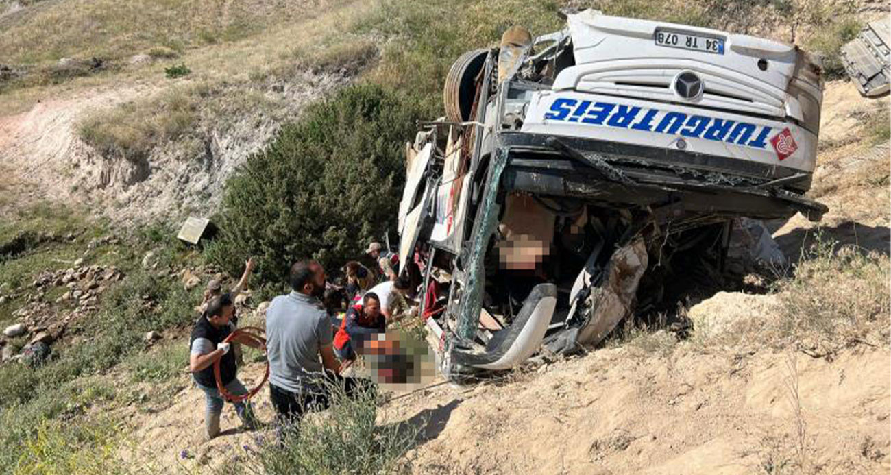 Kars’ta yolcu otobüsü şarampole uçtu: Çok sayıda ölü ve yaralı var