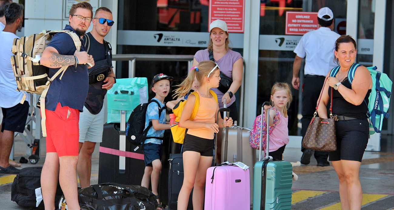Temmuz ayında Antalya’ya 2 milyon 660 bin 420 turist geldi