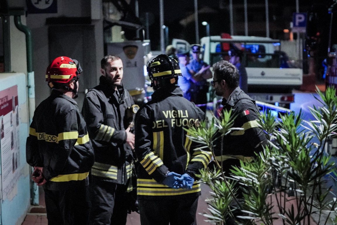 İtalya’da tren çalışanlara çarptı: 5 ölü