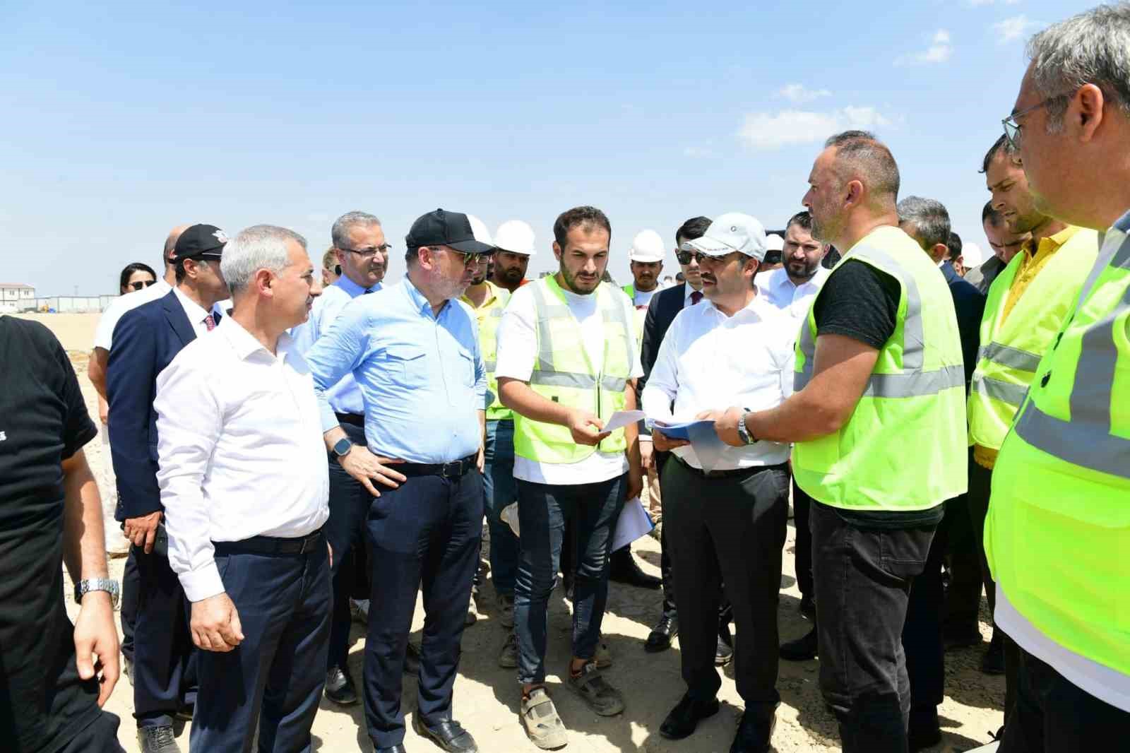 Bakan Kacır: “1 milyar 400 milyon TL tutarında bir yatırımı Malatya’mıza kazandırıyoruz”