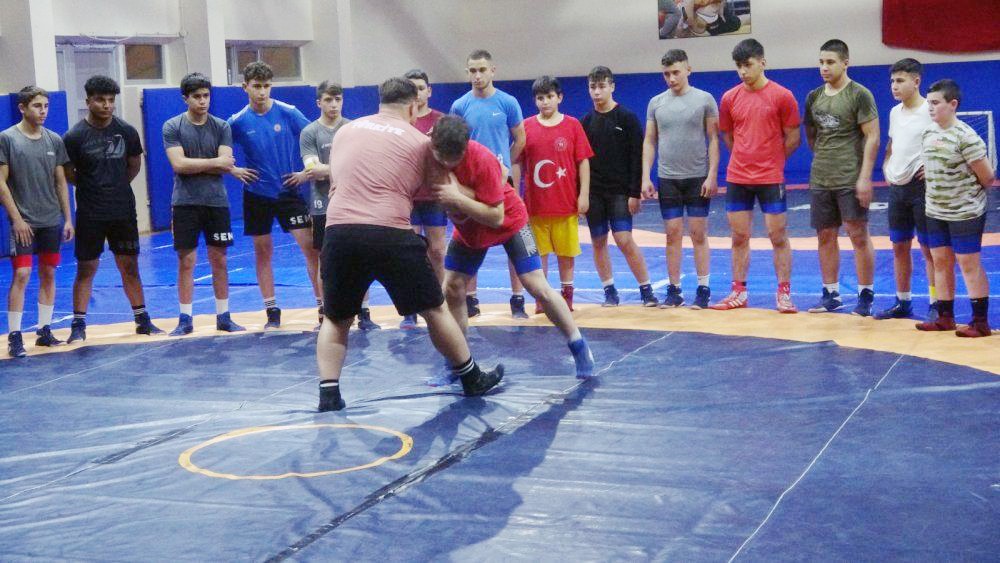 Yozgat SEM’e 42 sporcu alınacak