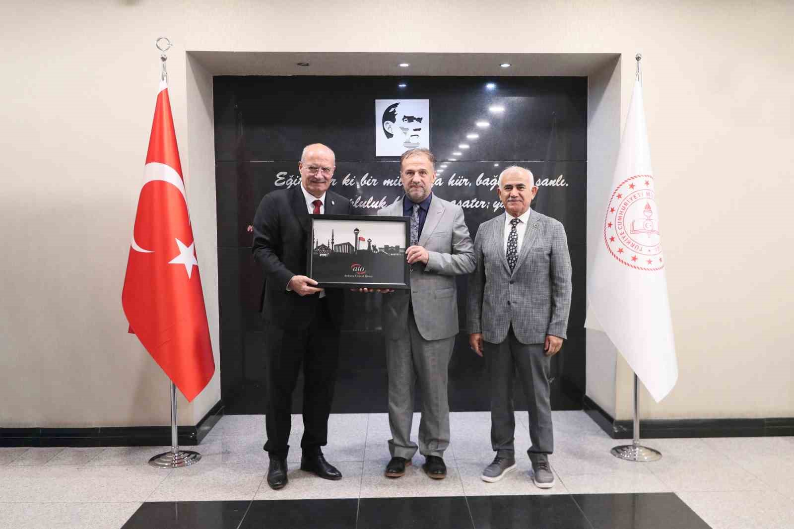 ATO kendi ara elemanını kendi yetiştirecek