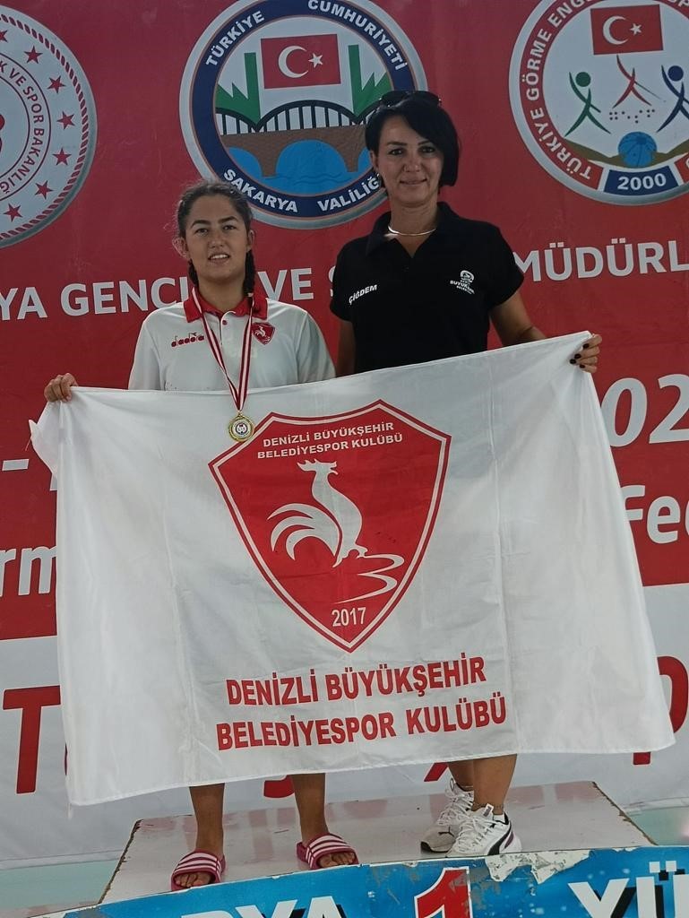 Elfin’den bir Türkiye şampiyonluğu daha