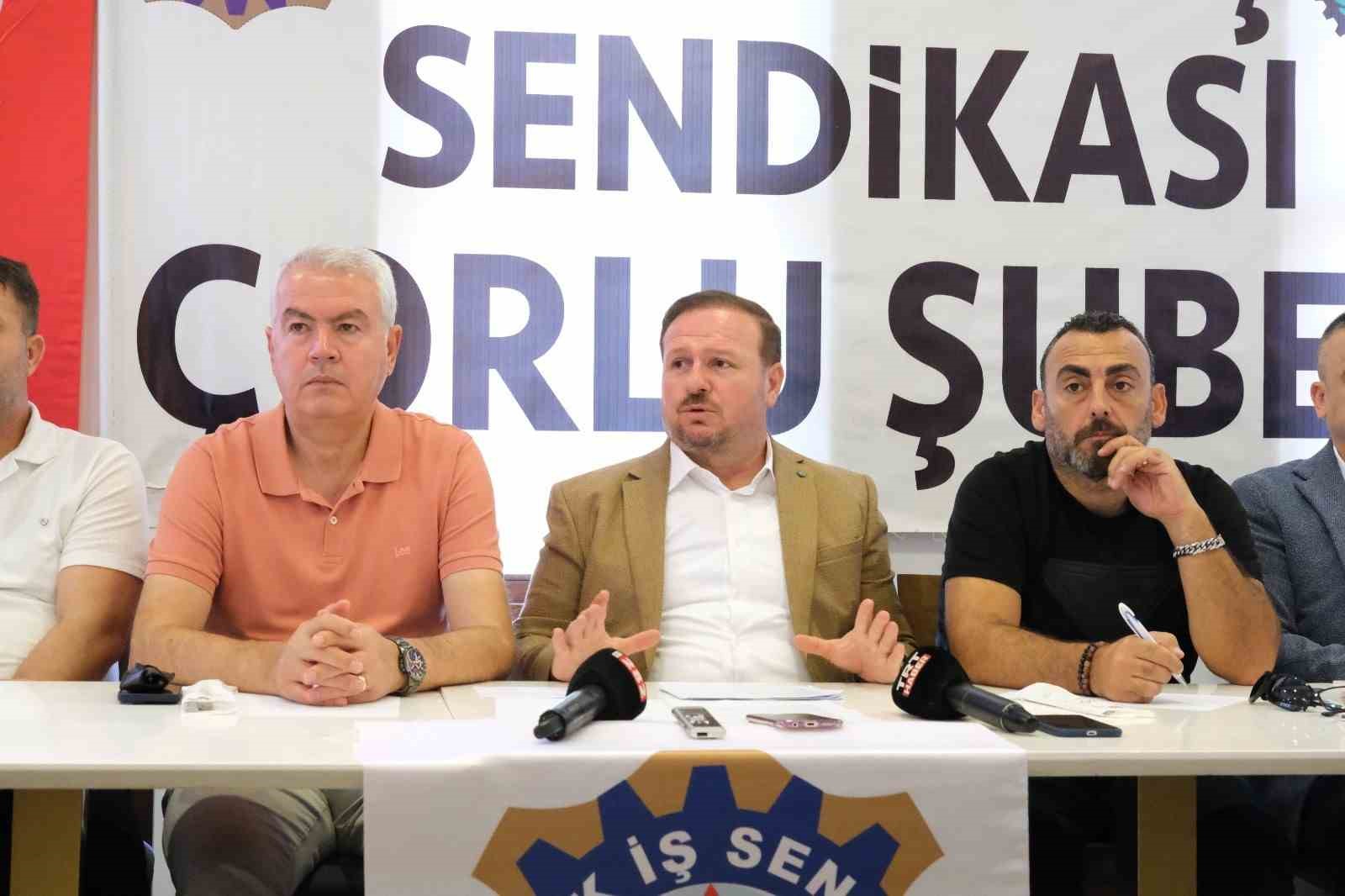 Öz İplik İş Genel Başkanı Ay: “Türkiye hazır giyimde kan kaybediyor”