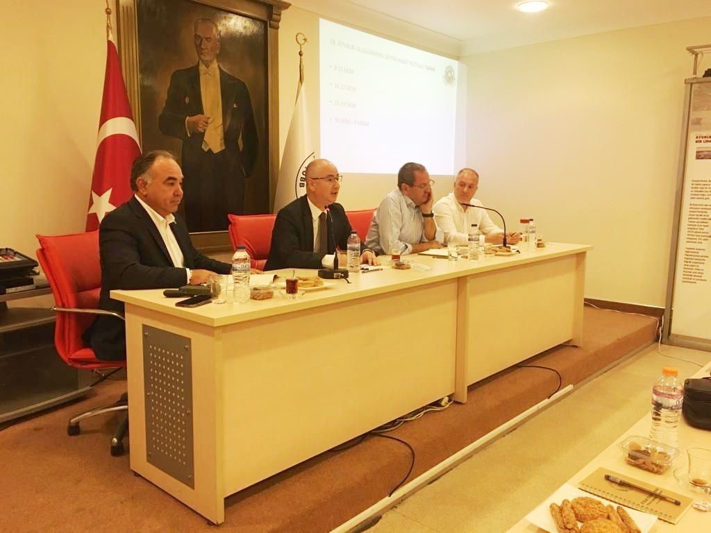 Ayvalık’ta 18. Uluslararası Zeytin Hasat Festivali için düğmeye basıldı